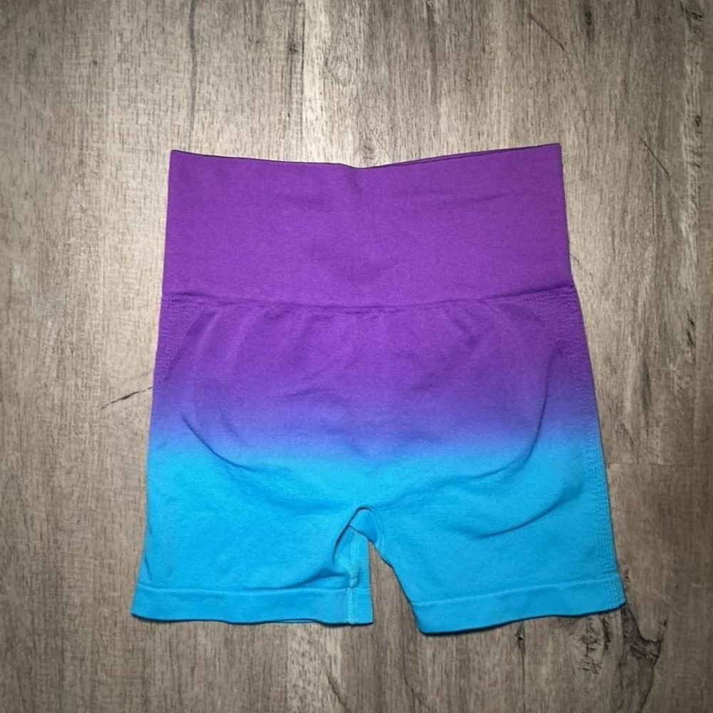 Purple/blue ombre bike shorts Size L